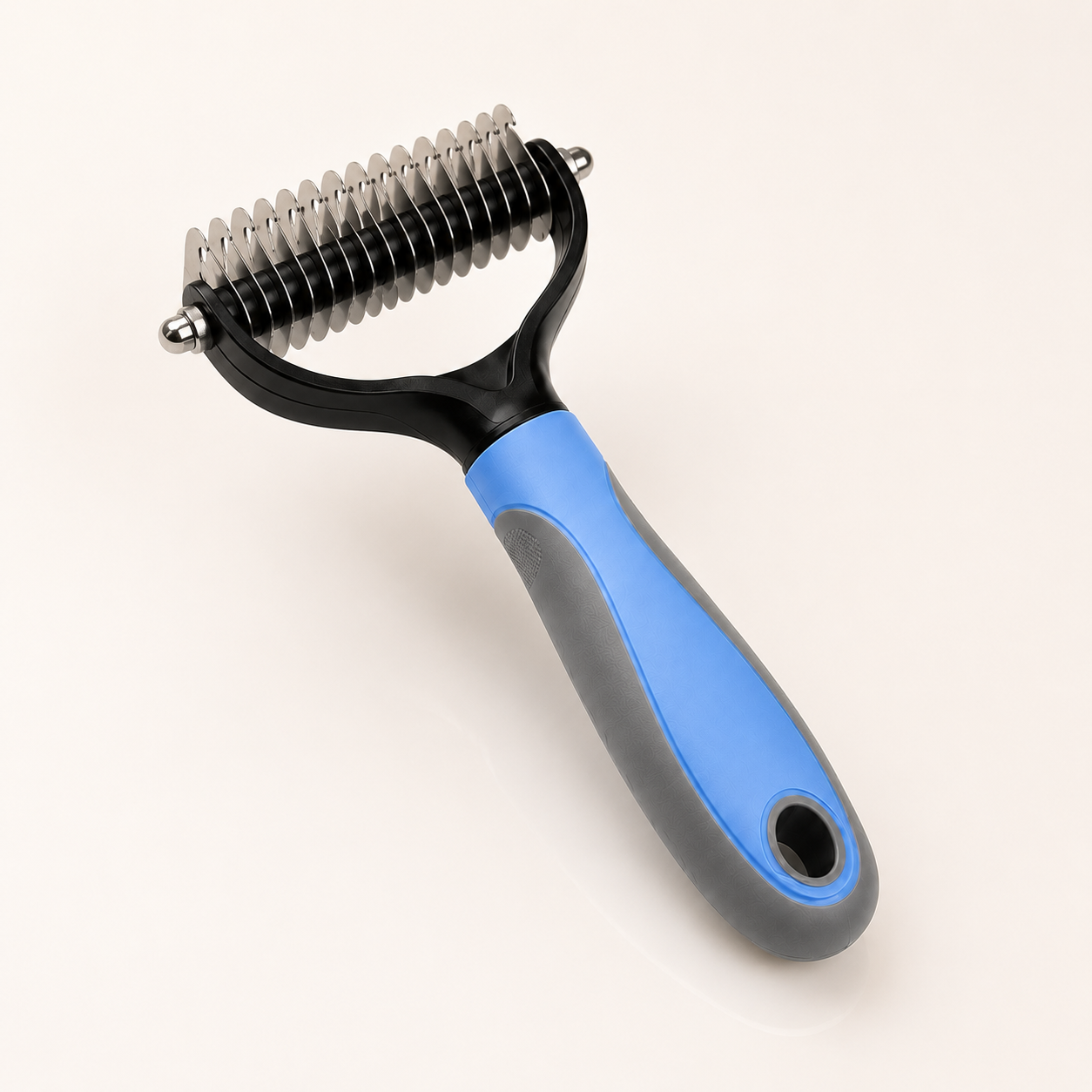 The de-shedding brush that won our test